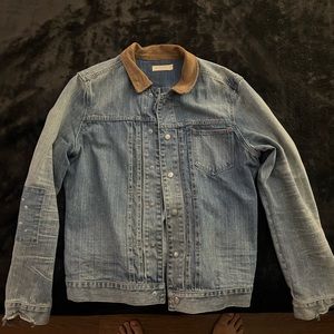 Men’s XL denim jacket with faux leather neck detail